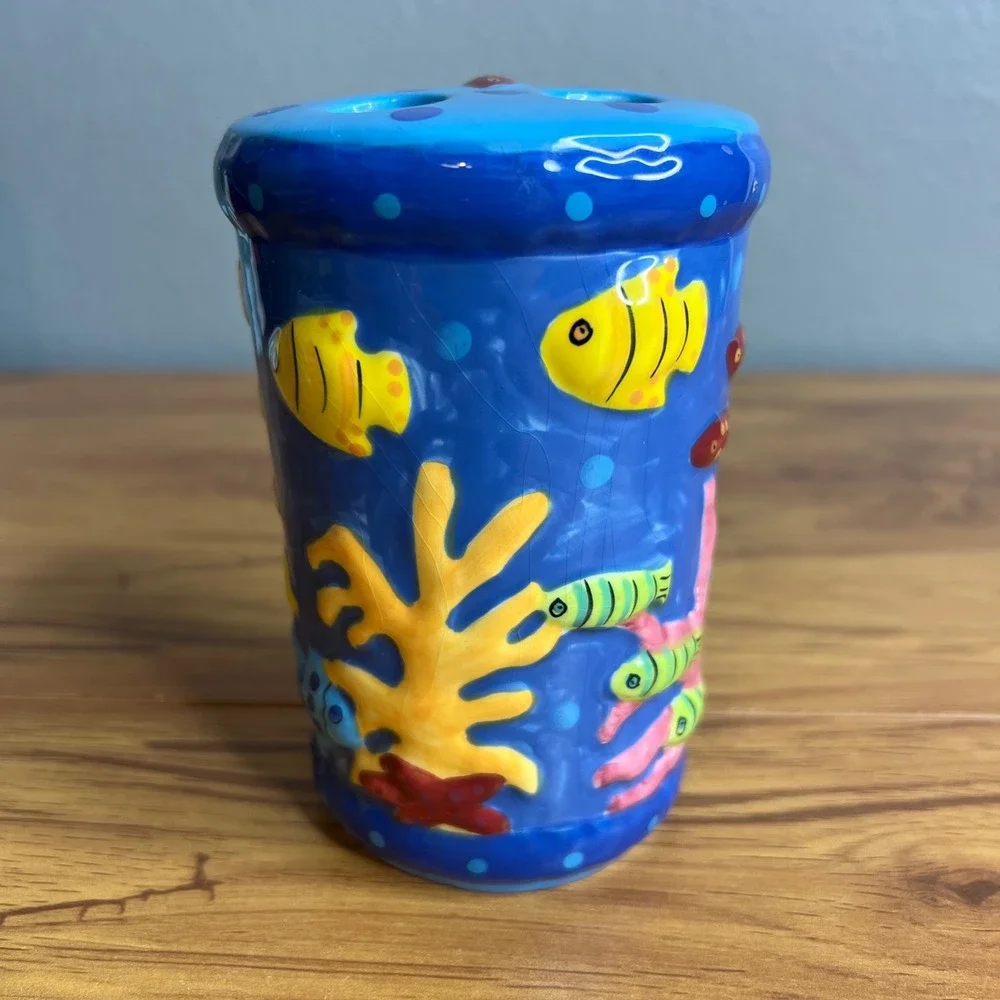 Cathie Maney Southern Seas Ceramic Toothbrush Holder Blue Fish Tropical Vintage